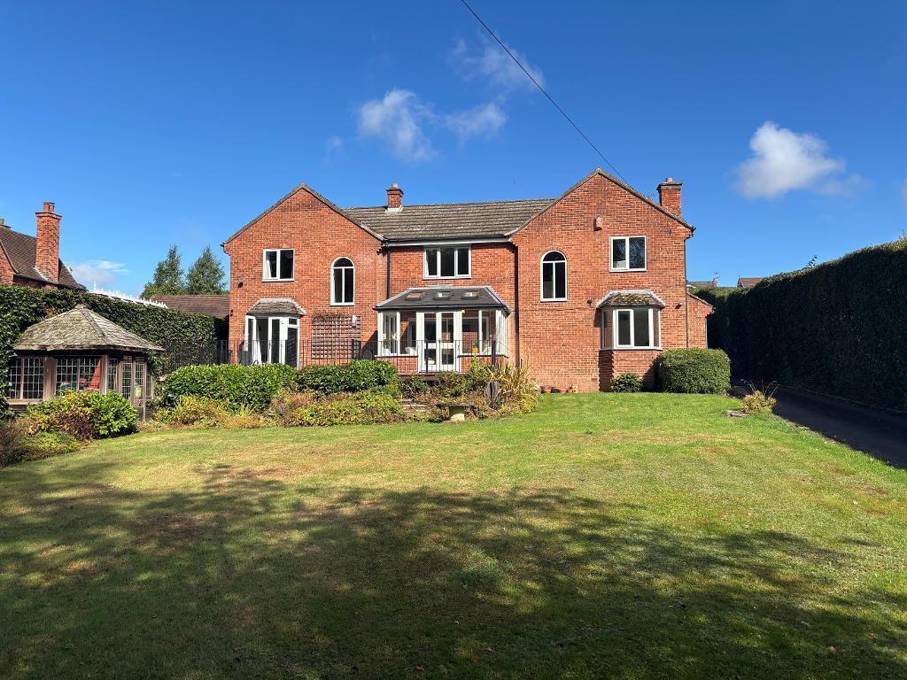 Main image of property: Green Lane, Dronfield, Derbyshire, S18 2FG