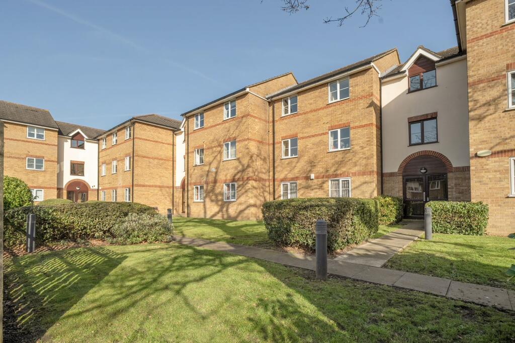 Main image of property: Beaufort Close, London, E4