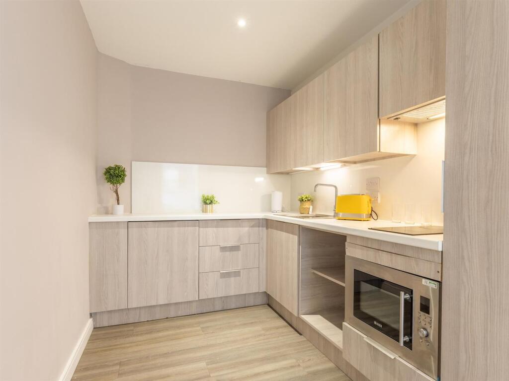Studio flat for rent