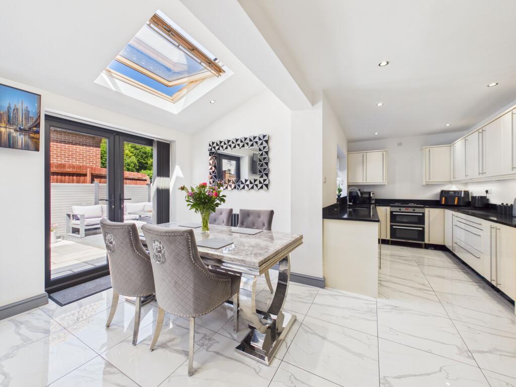 Southcliffe Road, Carlton, Nottingham - View 4