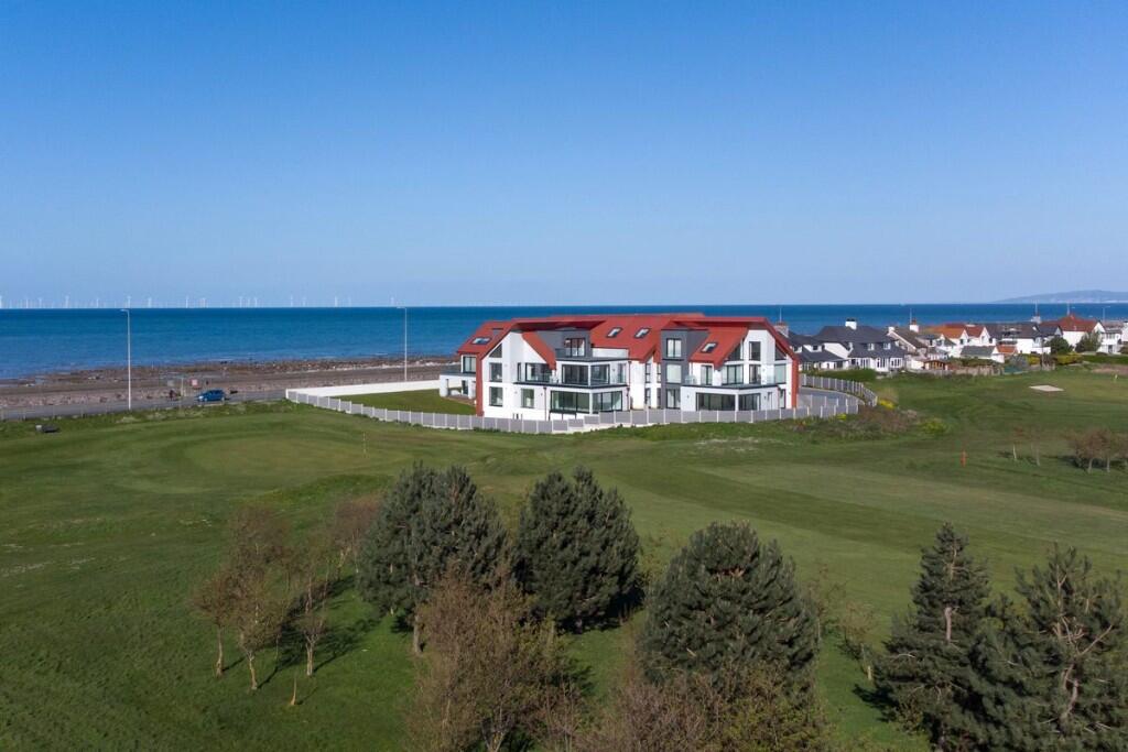 3-bed flat on MADOC COVE, Marine Drive, Rhos on Sea, £399,950