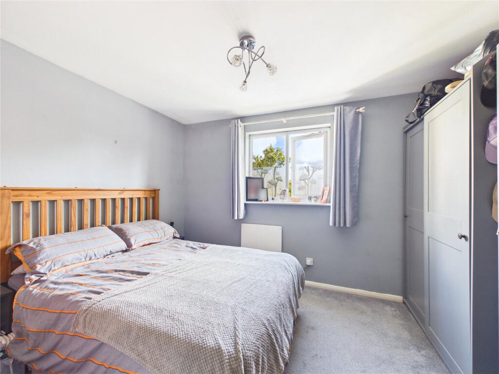 House in Bristol, Bradley Stoke - View 5
