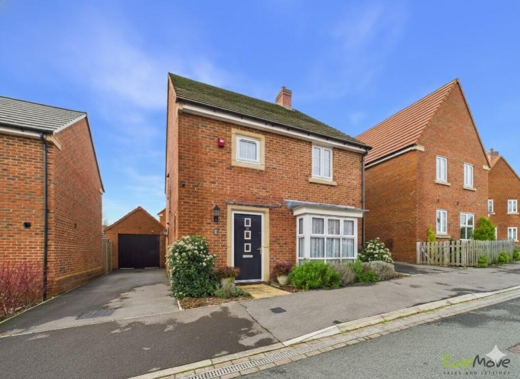 4-bed detached on Tubb Way, Basingstoke, RG24, £475,000