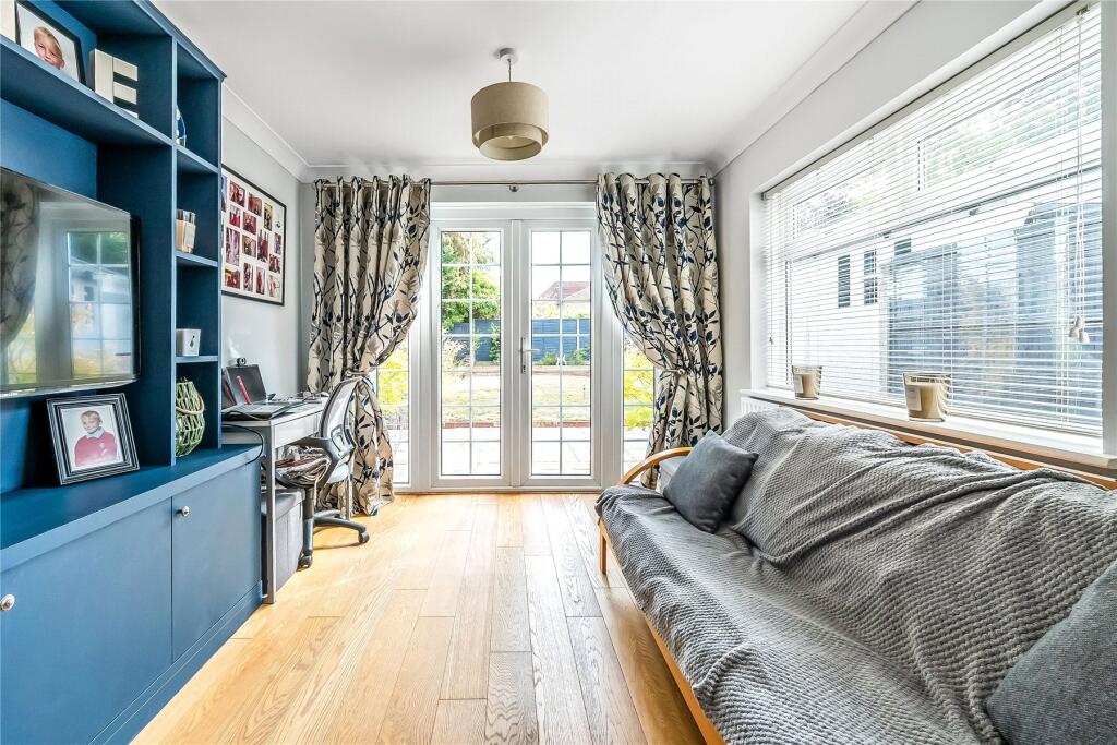 House in Guildford - View 4