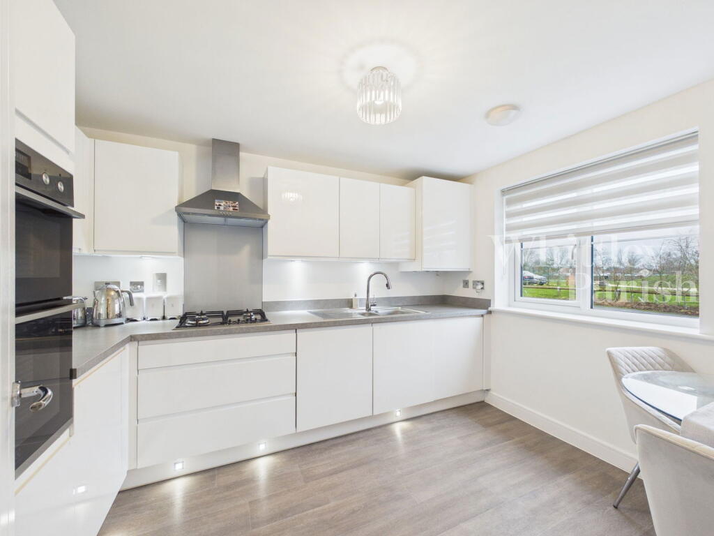 36, Finch Road photo 2