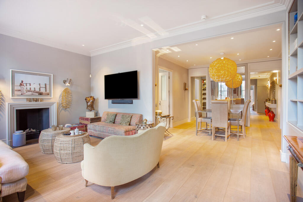 Main image of property: Cadogan Gardens, London, SW3