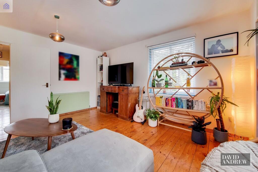 Apartment in London - View 3