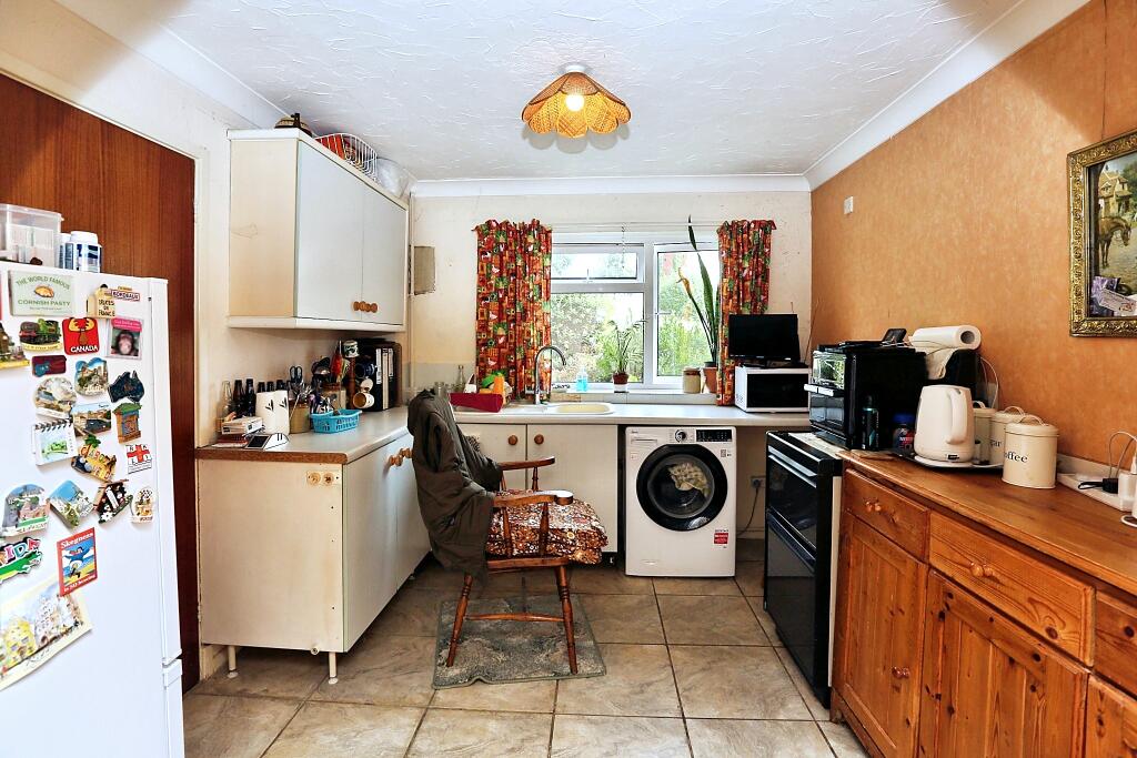 House in Portsmouth - View 3