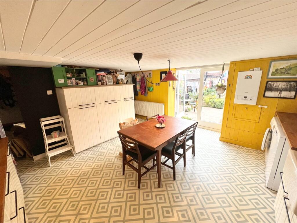 House in Kirklees, West Yorkshire - View 5