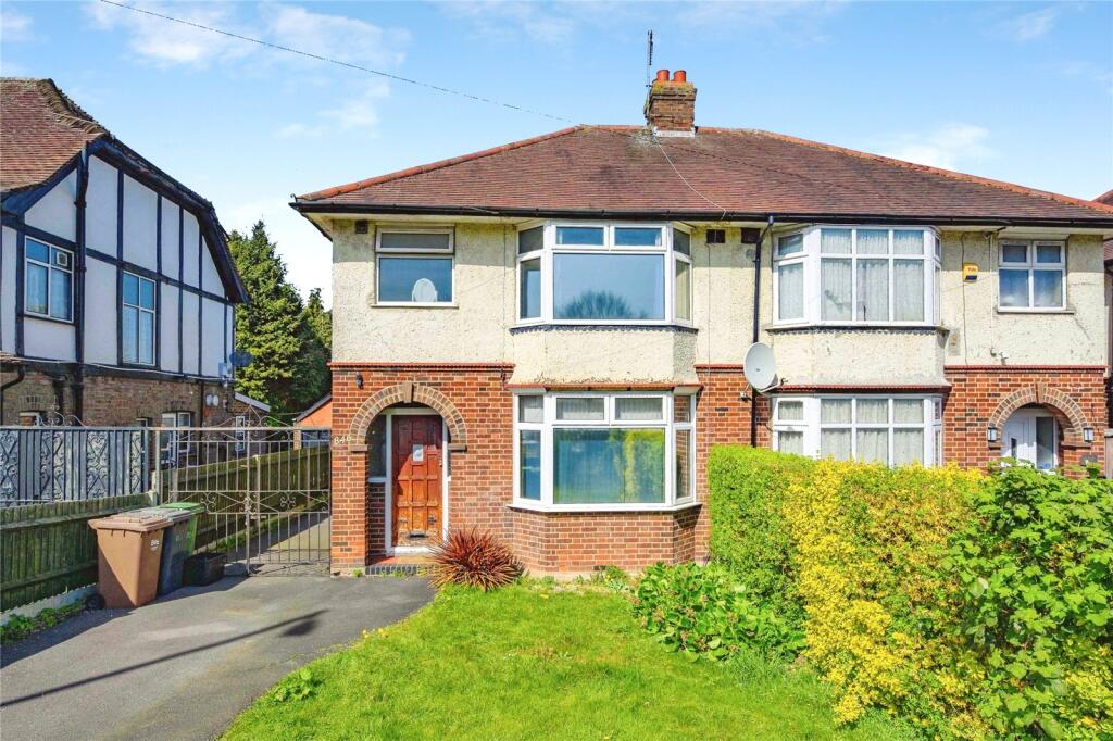 Main image of property: Dunstable Road, Luton, Bedfordshire, LU4