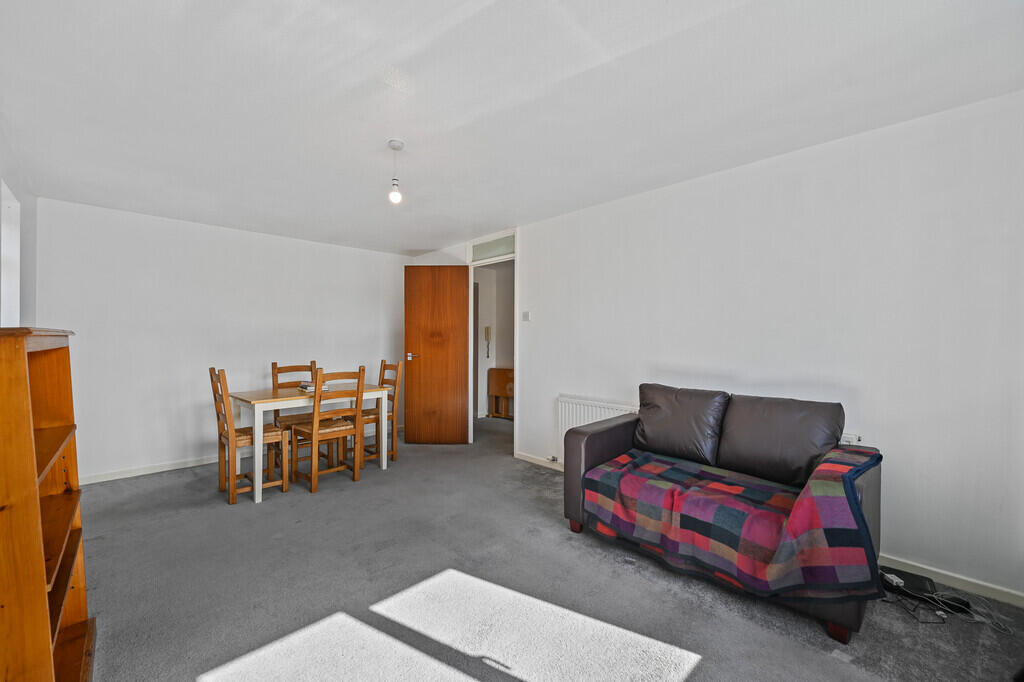 Apartment in London - View 3