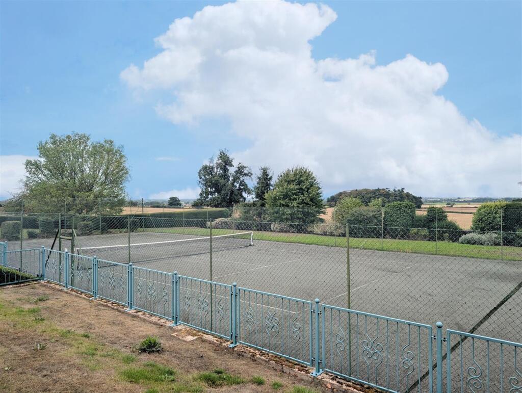 House in Shrewsbury - View 4