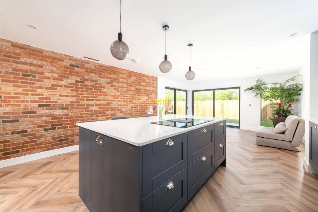 House in Haynes, Central Bedfordshire - View 3