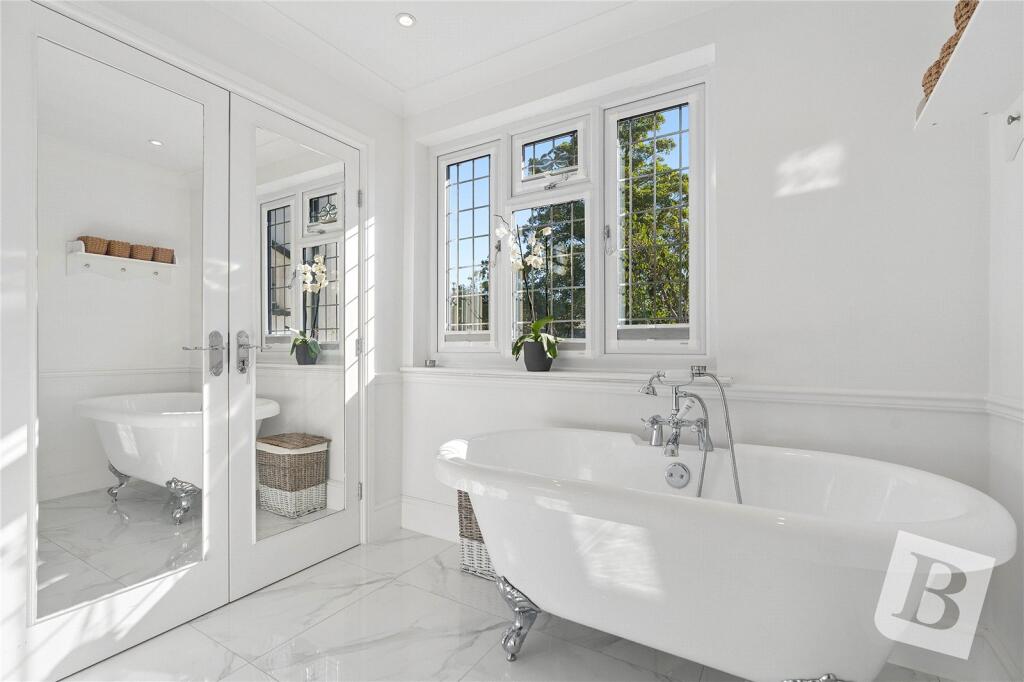 House in Romford - View 5