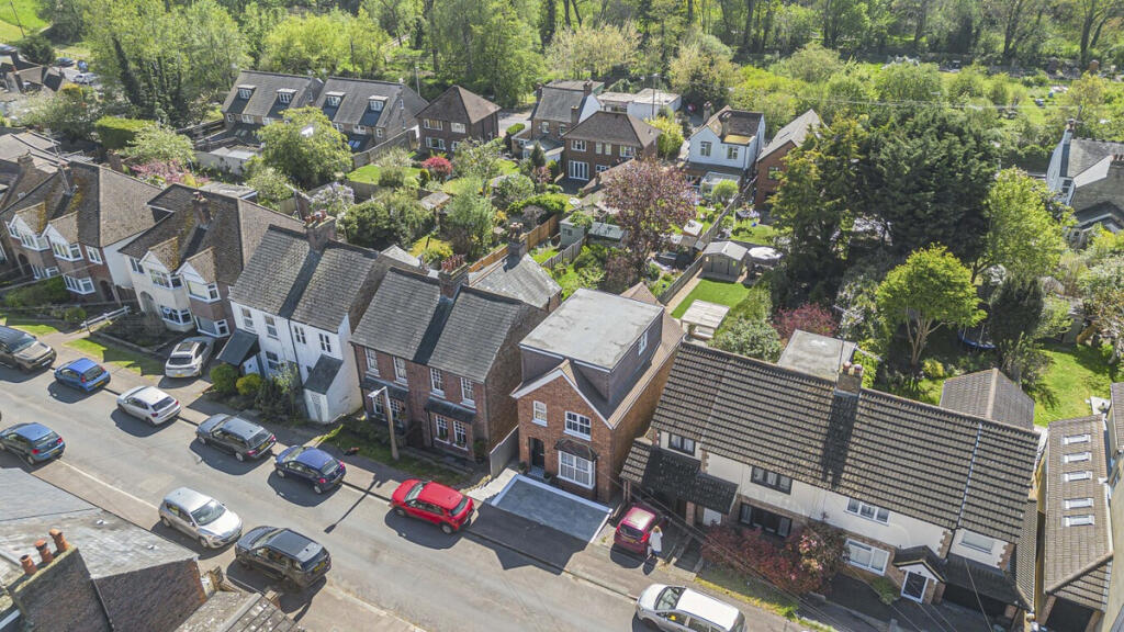 Additional image 32 of Salisbury Road, Harpenden, AL5