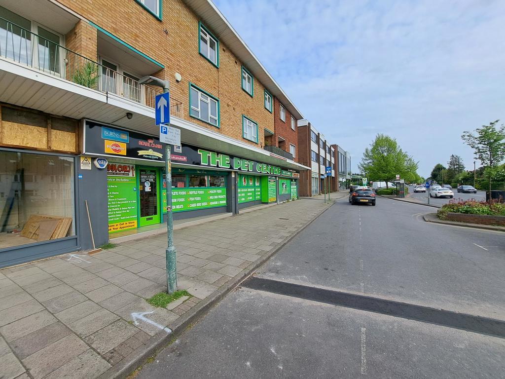 Main image of property: 413-415 Stratford Road, Shirley, Solihull, West Midlands, B90 4AA