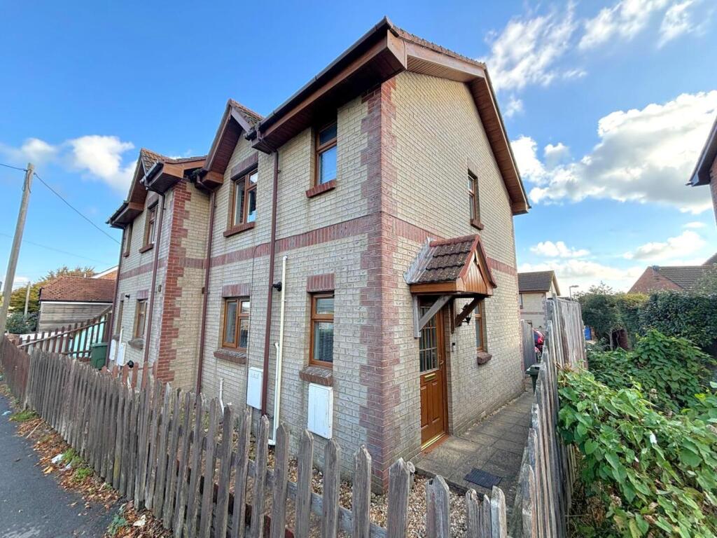 Main image of property: Greenfinch Close, Newport