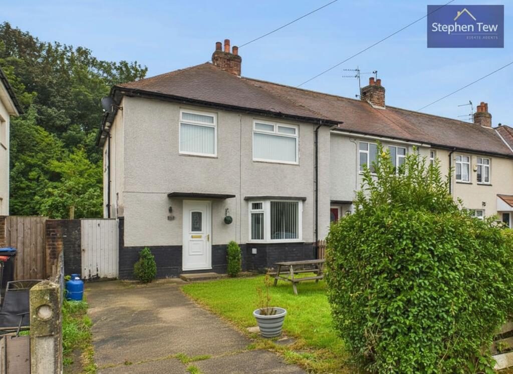 3-bed terraced on Laurel Avenue, Fleetwood, FY7, £125,000