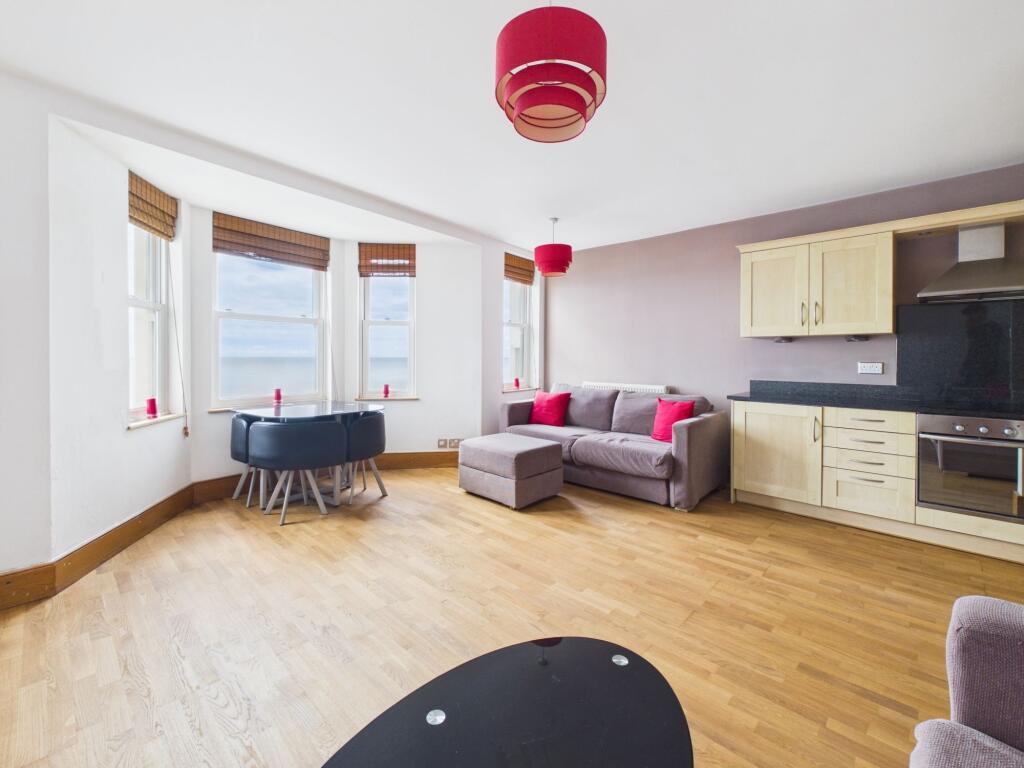 Apartment in Worthing, West Sussex - View 5
