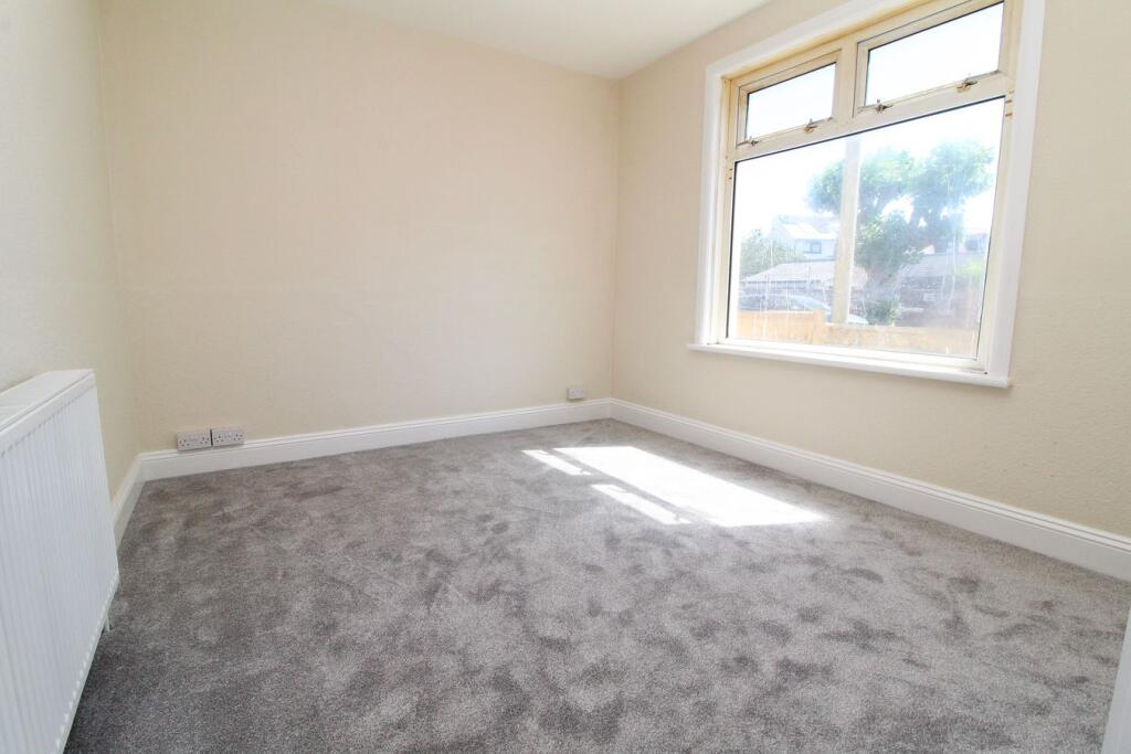 House in Christchurch, Iford, Fairmile - View 2