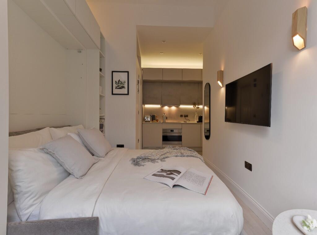 Studio flat for rent