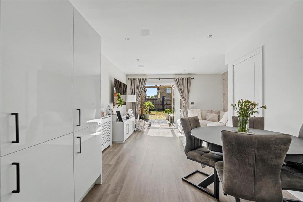 House in East Hertfordshire, Buntingford - View 5