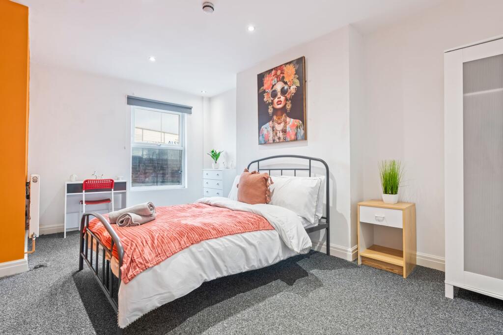 Main image of property: Picton Road, Wavertree, L15