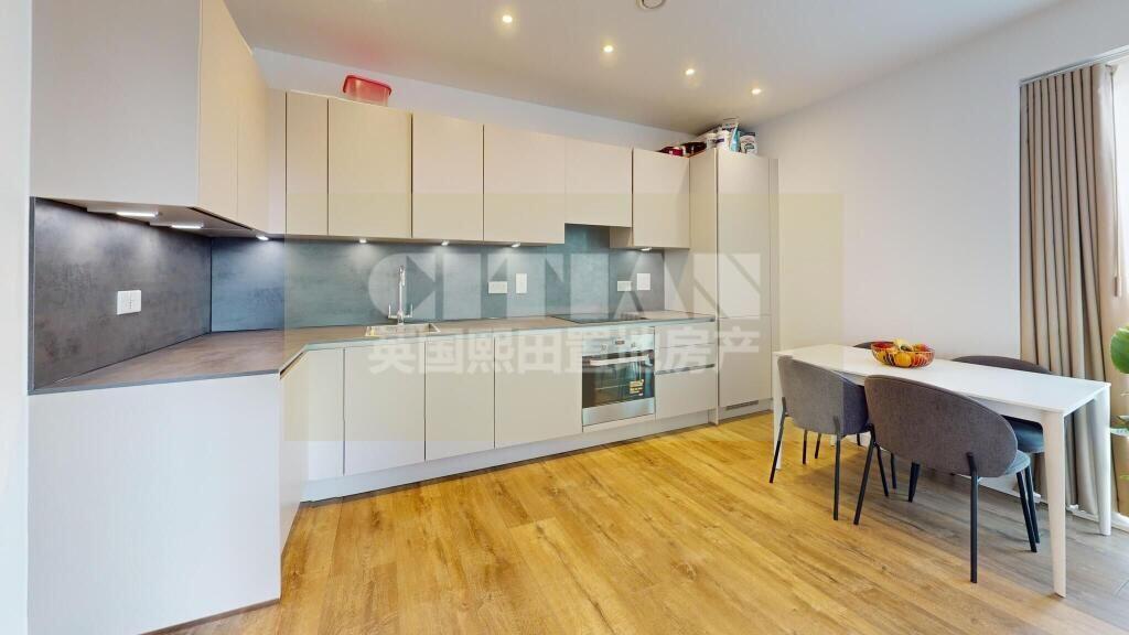 Apartment in London - More