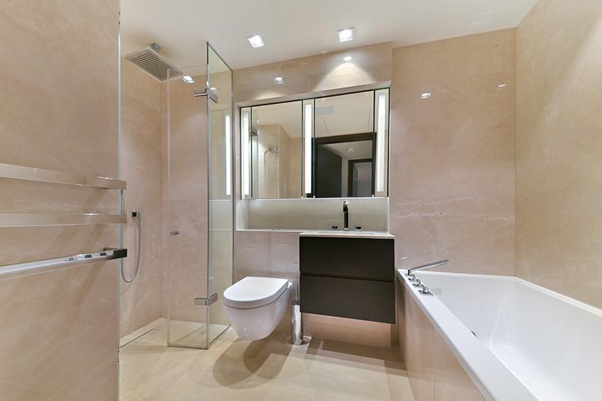 Apartment in London, One Tower Bridge, Old Kent Road - More