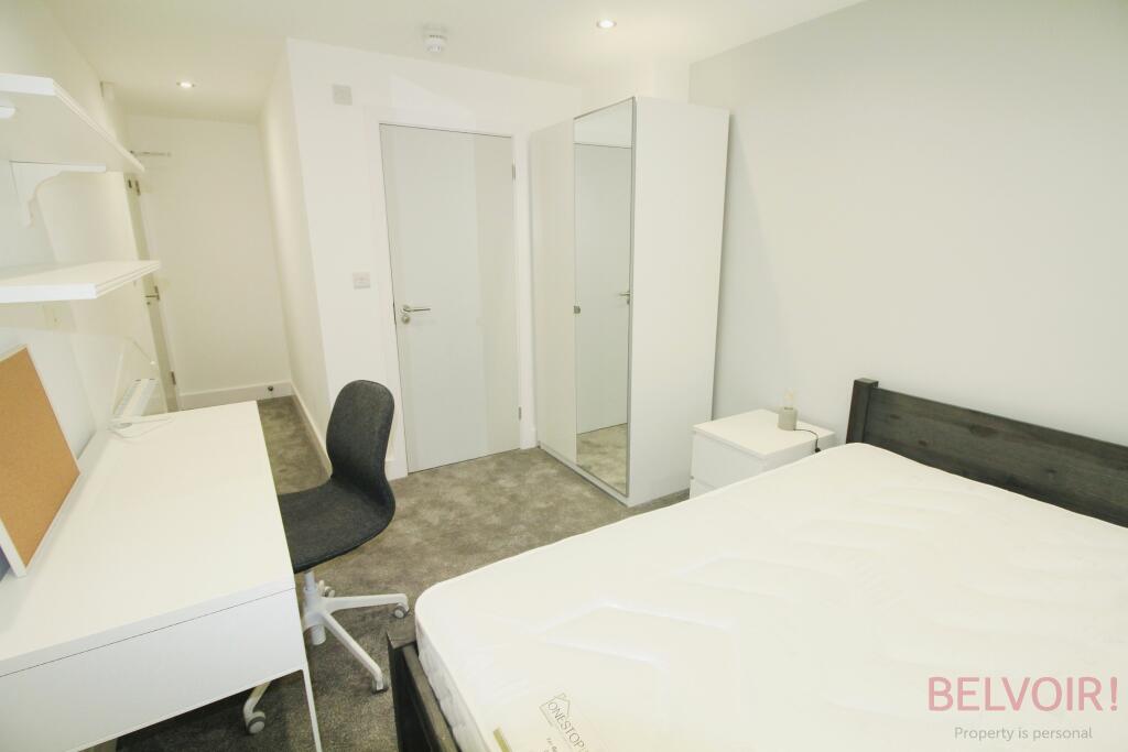 Apartment in Nottingham, Dunkirk - View 4
