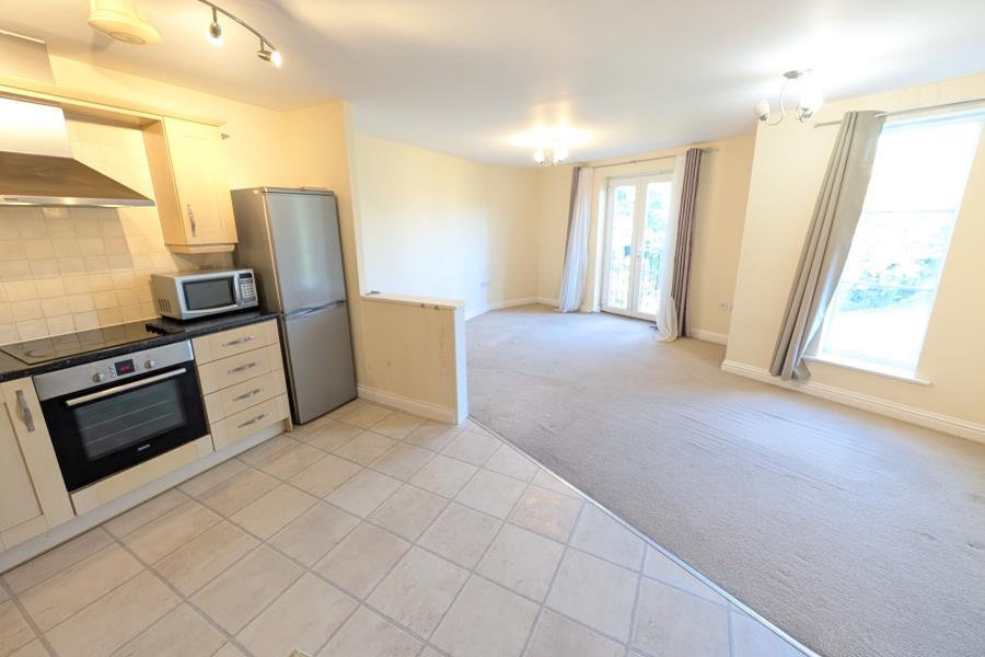 Apartment in Guildford - View 3