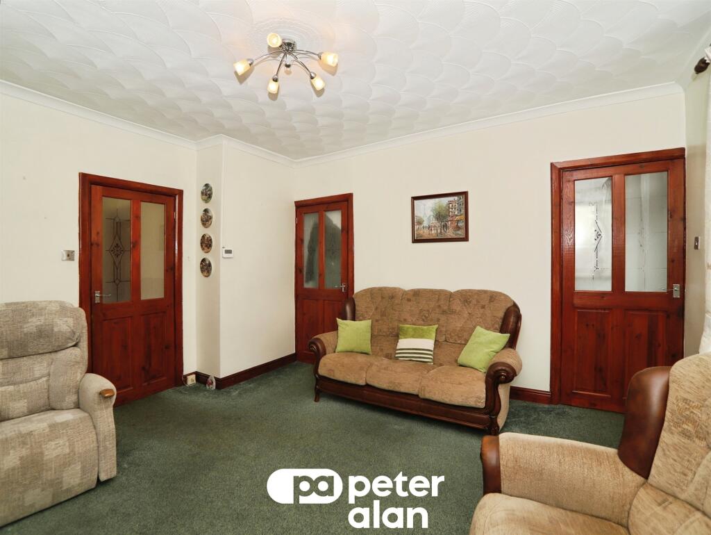 House in Gelligaer, Cefn Fforest - View 5