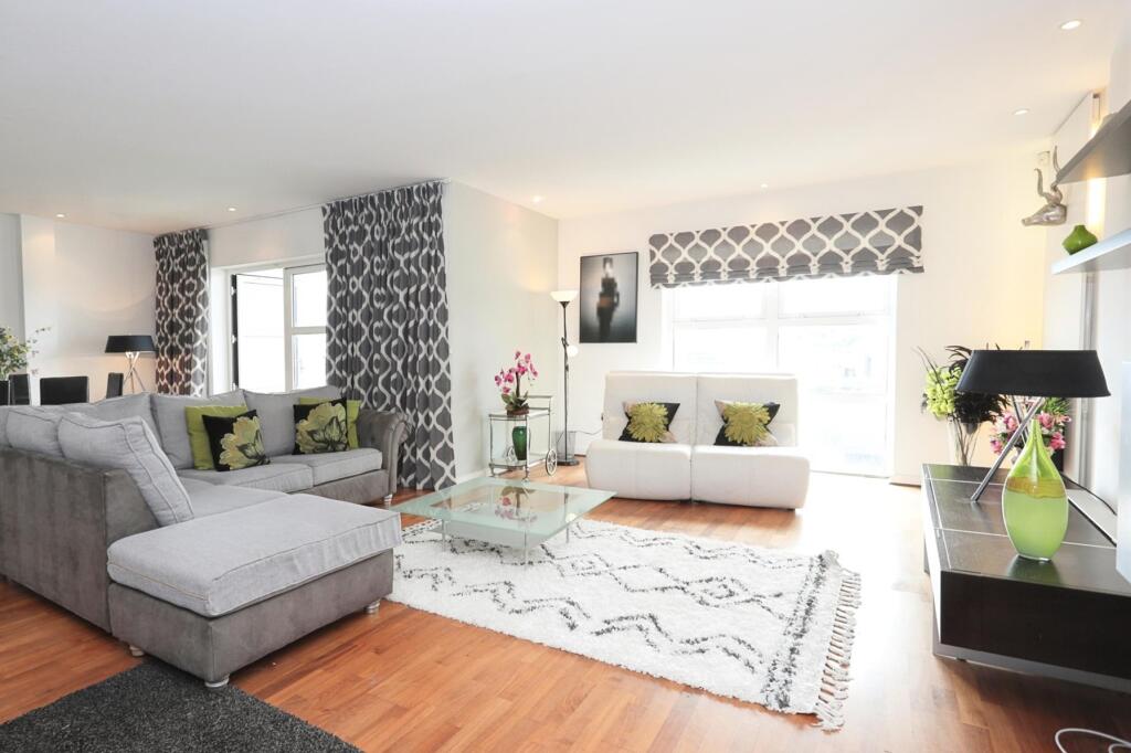 Main image of property: Greyfriars Road, Cardiff