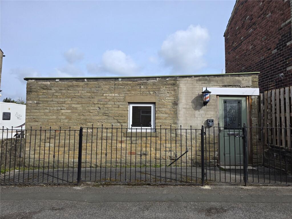 Main image of property: Old Bank Road, Earlsheaton, Dewsbury, West Yorkshire, WF12