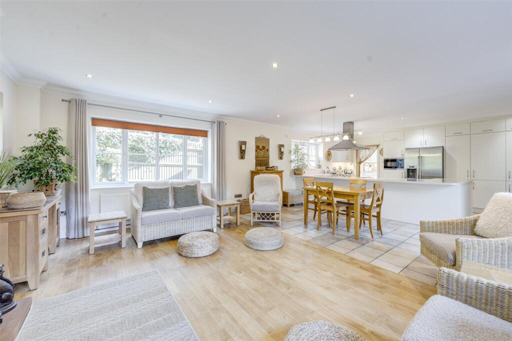 House in Arun, Findon - View 4