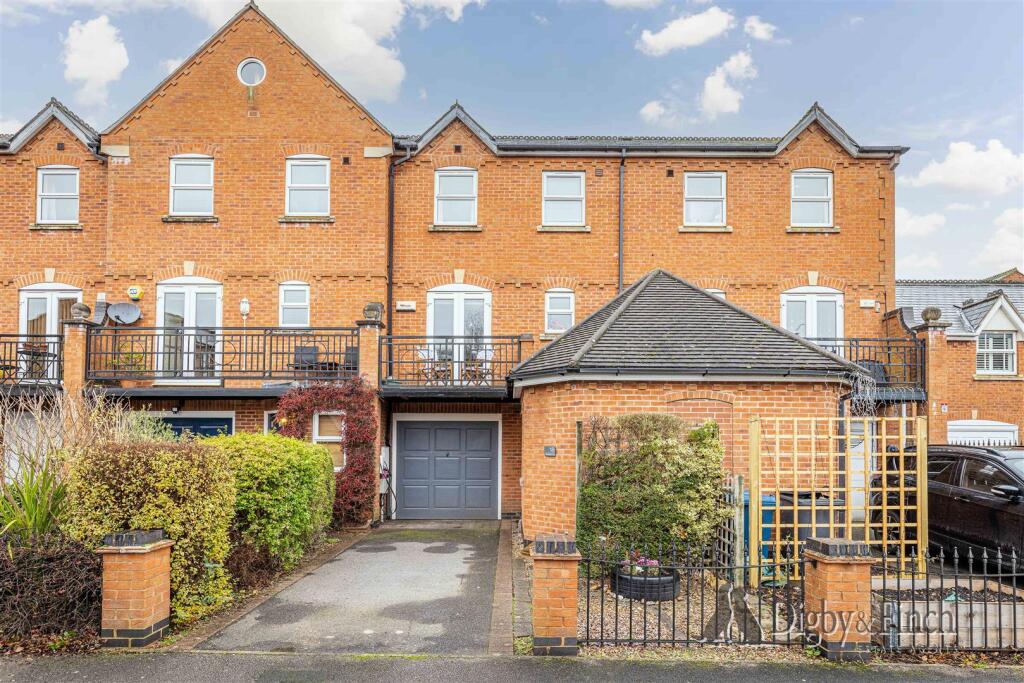 Main image of property: Shaftesbury Avenue, Radcliffe-On-Trent, Nottingham