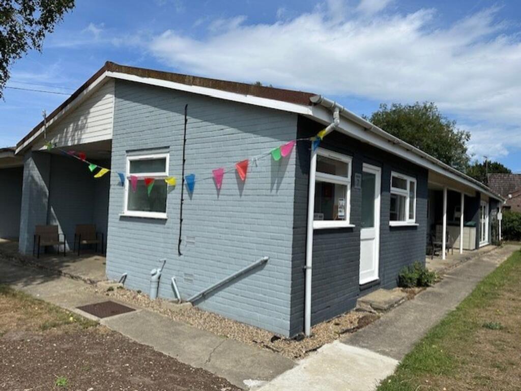 1-bed caravan on Broadland Holiday Village, Marsh Road, £29,000
