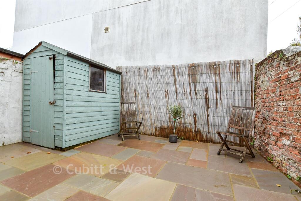 Coventry Street, Brighton, East Sussex photo 2