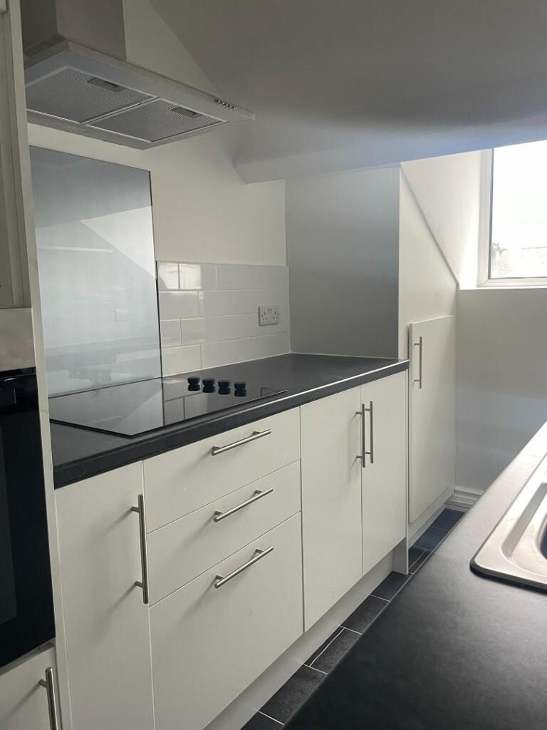 Main image of property: 11c Summerfield, Broomhill, Sheffield