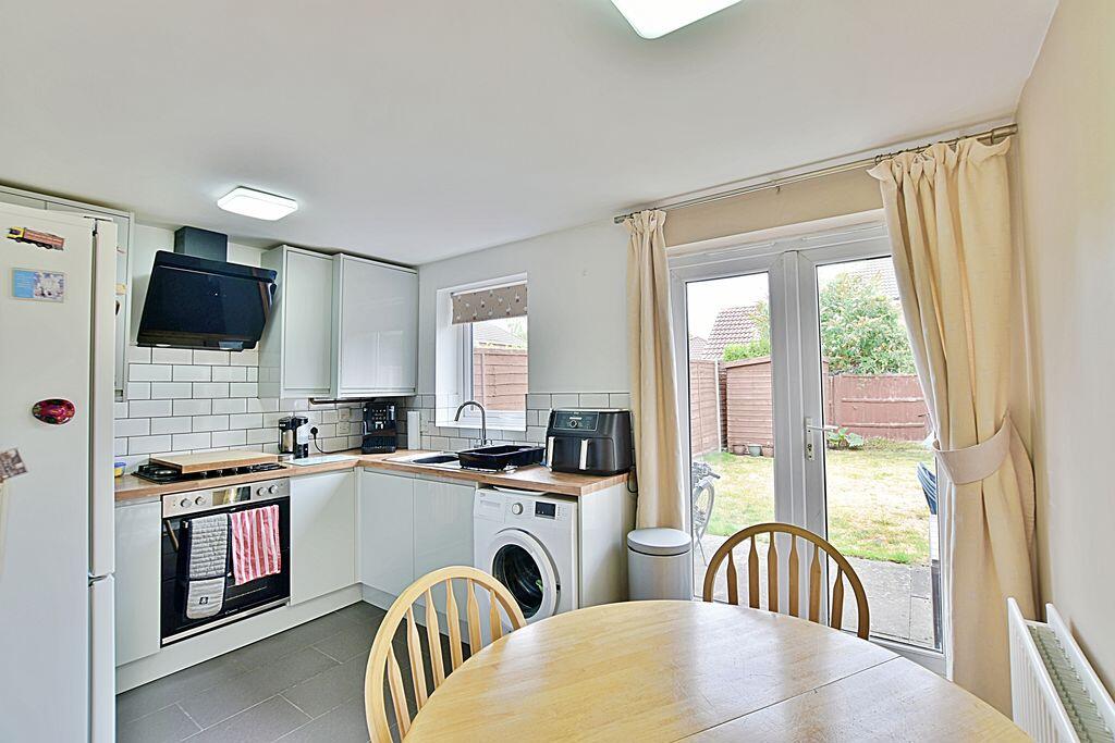 House in North Kesteven, Bracebridge Heath - More