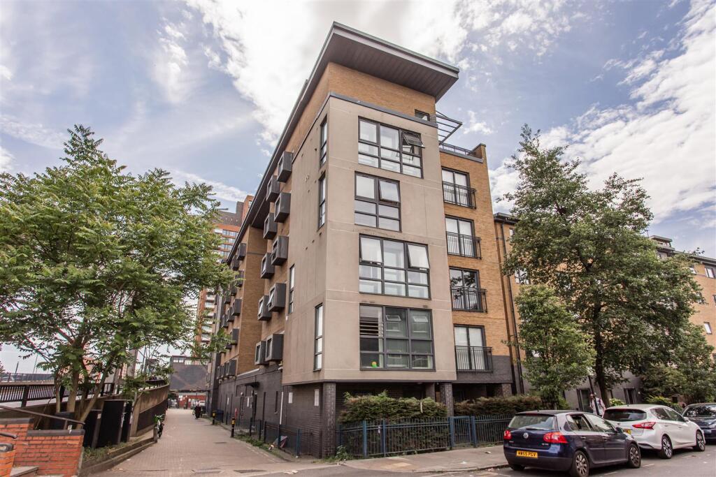 Main image of property: Capulet Square, Bromley By Bow, E3