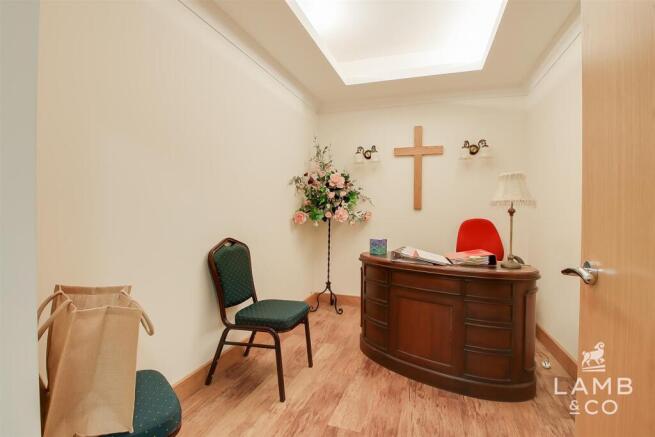 ROOM 2