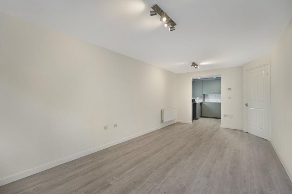 Apartment in London - View 2