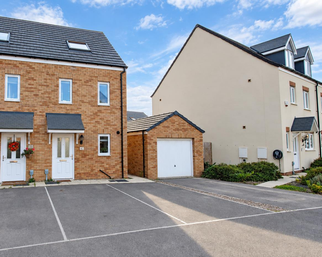 Main image of property: Dutchman Way, Doncaster