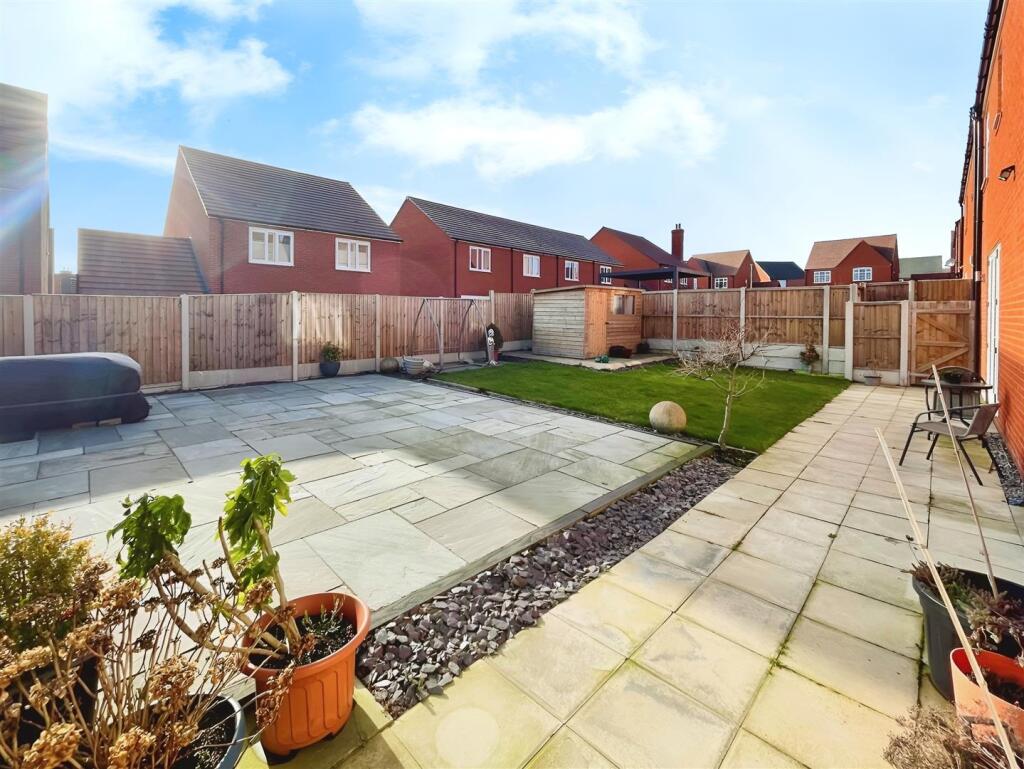Celandine Close, Sandbach photo 4