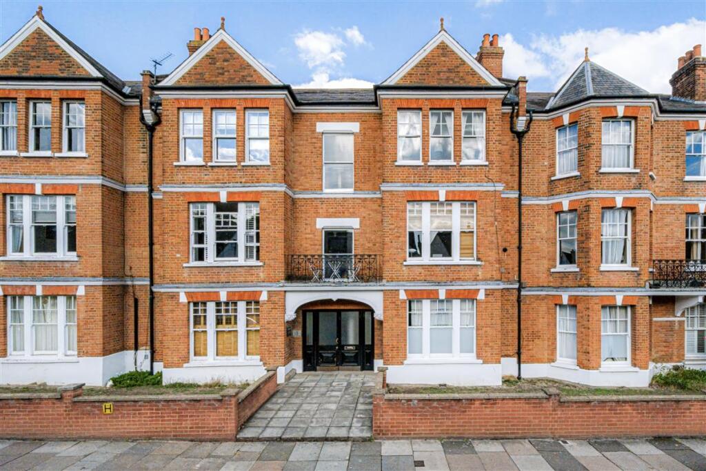 2-bed flat on Marius Road, SW17, £625,000