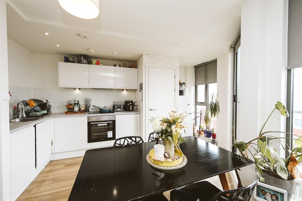 Falkner Street, Liverpool, Merseyside, L8 photo 2