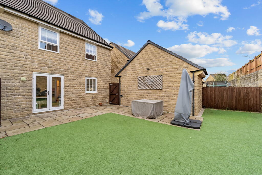 Additional image 23 of Castle Stead Crescent, Cullingworth
