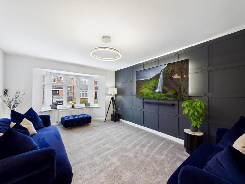 House in Wakefield, Edenbrook Vale, Chequerfield - View 2