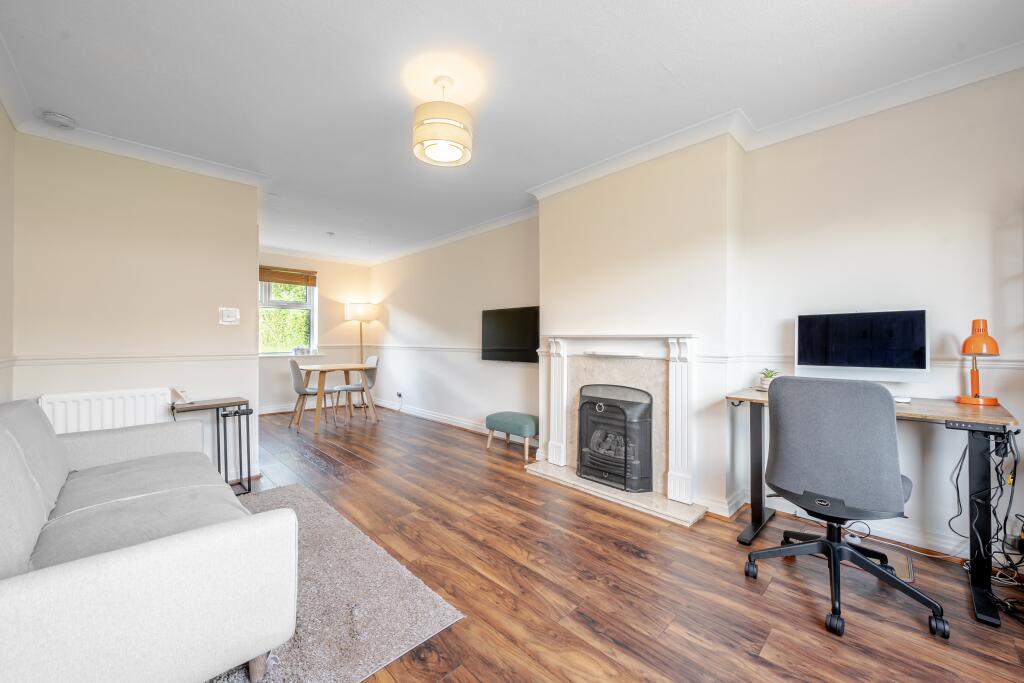 House in Leeds - View 2